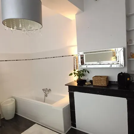 Sejour Detente Avec Son Privatif Proche De La Cite De Carcassonne Et Du Canal Du Midi B&B